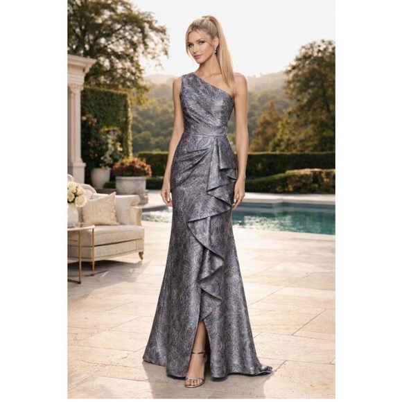 Xscape Dresses & Skirts - Xscape Silver One Shoulder Metallic Gown Size 4 NWT Formal Ruffle Dress GALA MOB